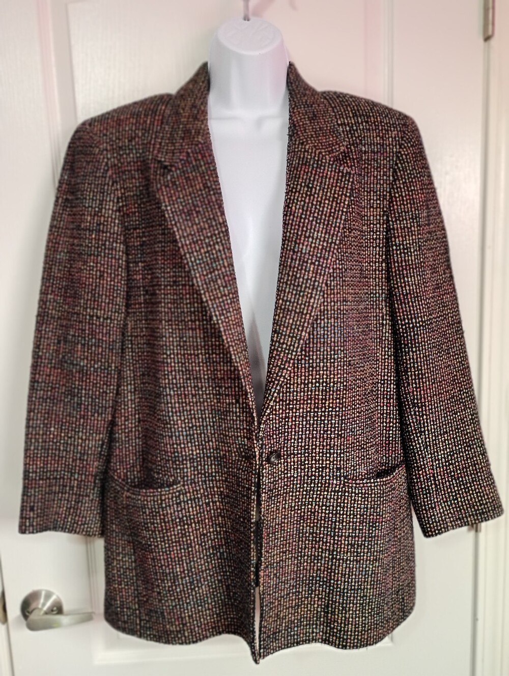 80's Handwoven Silk Vintage Women's Blazer - Classic Single-Button Jacket - Picture 7 of 10